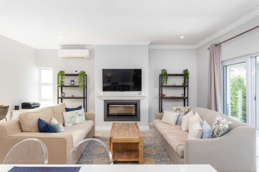 3 Bedroom Property for Sale in Val De Vie Estate Western Cape